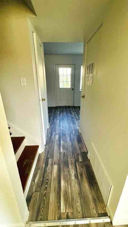 Eleven Oaks Apartments - Photo 3 of 9