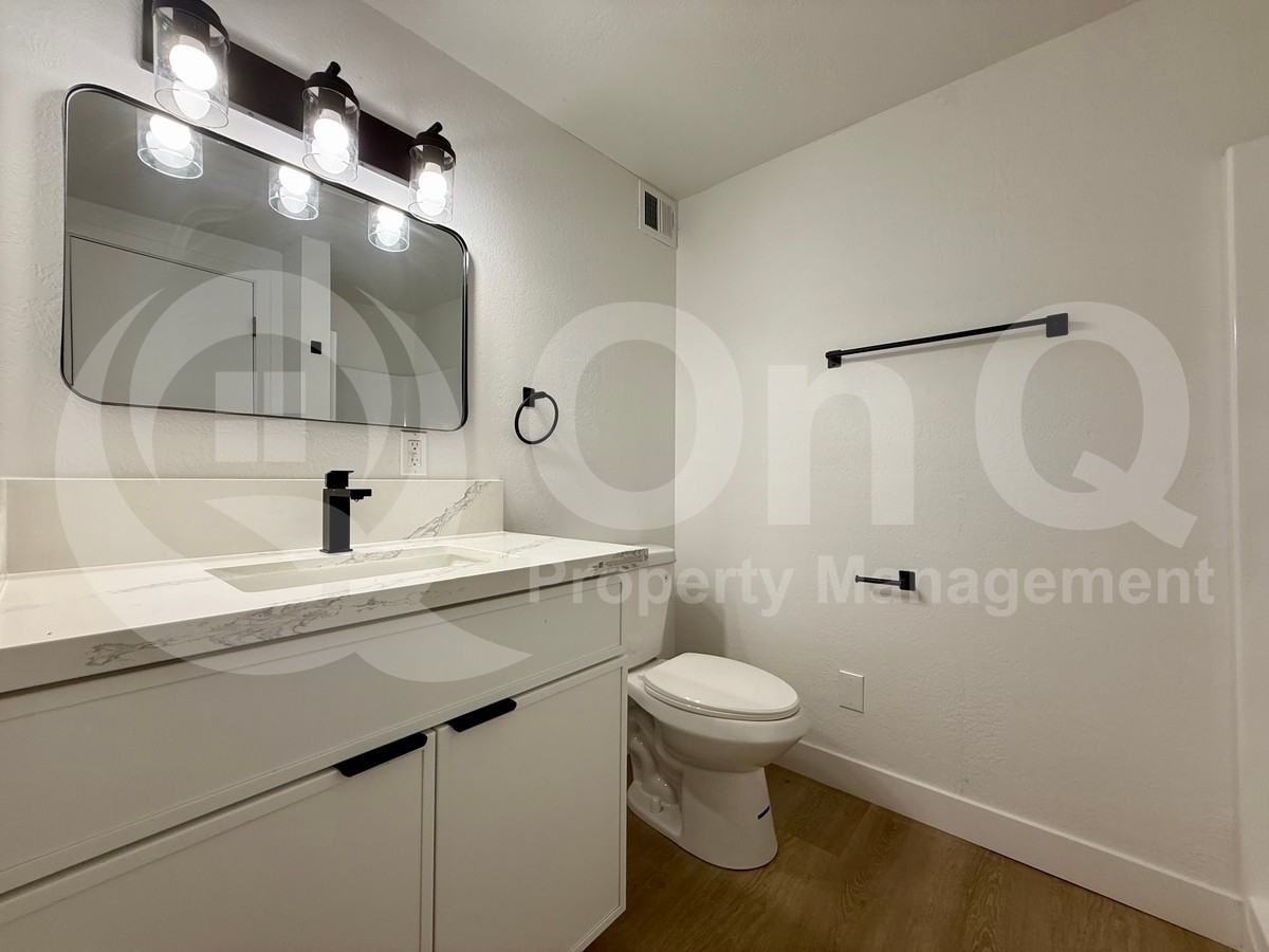 2009 E 3rd Dr #B - Photo 6 of 11