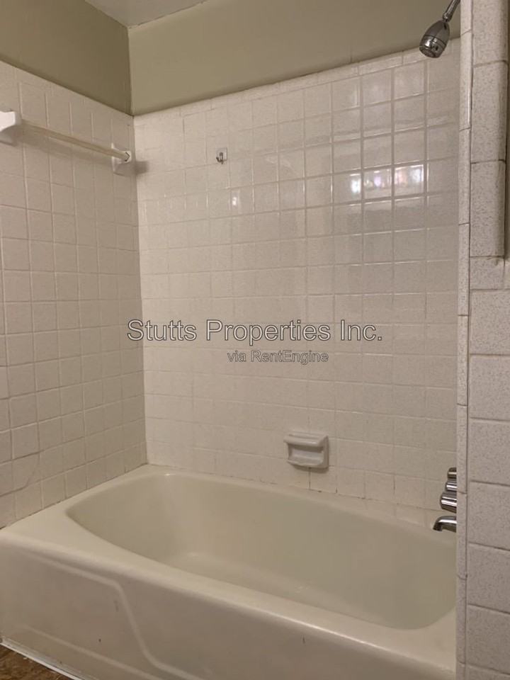 118 Shoals Blvd - Photo 7 of 13