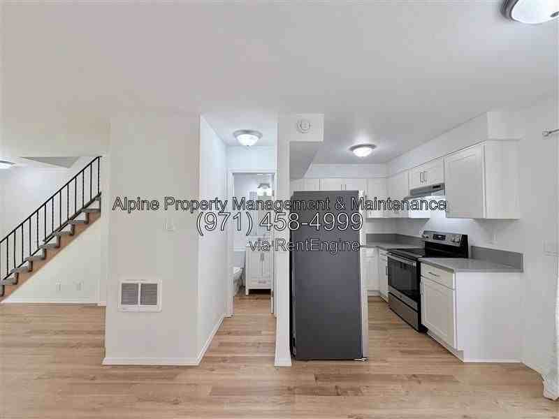 12660 Sw Grant Ave #4 - Photo 7 of 18