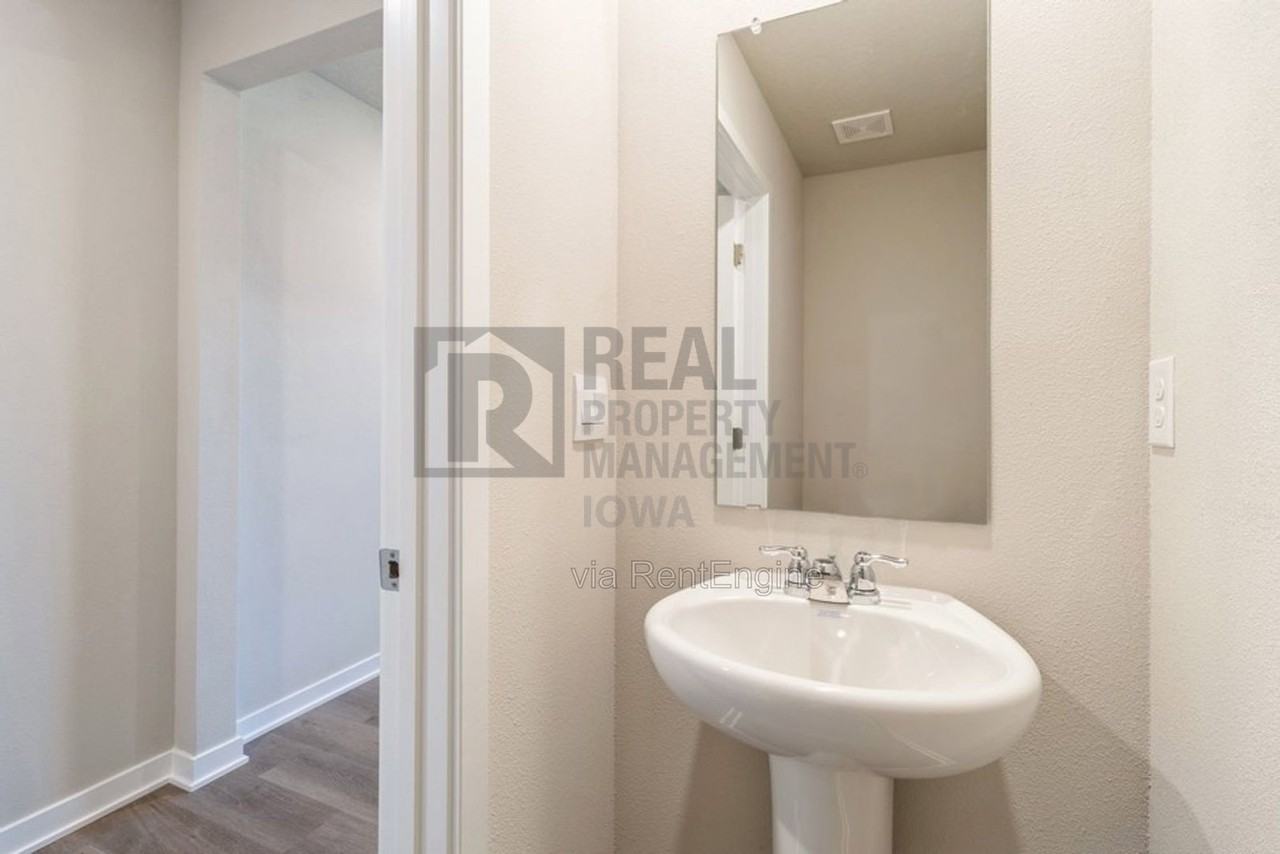 1177 Nw Williamsburg Ln - Photo 6 of 16