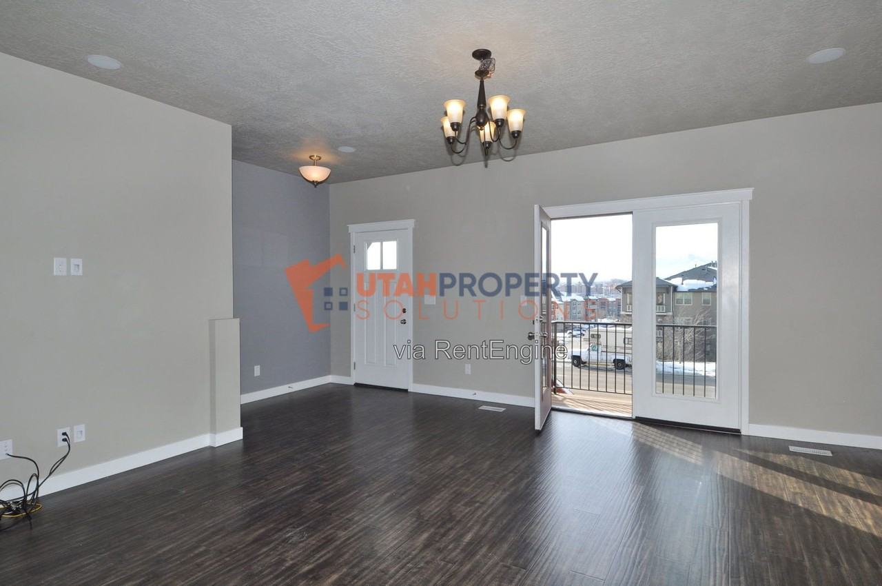 7614 S San Savino Way - Photo 5 of 30