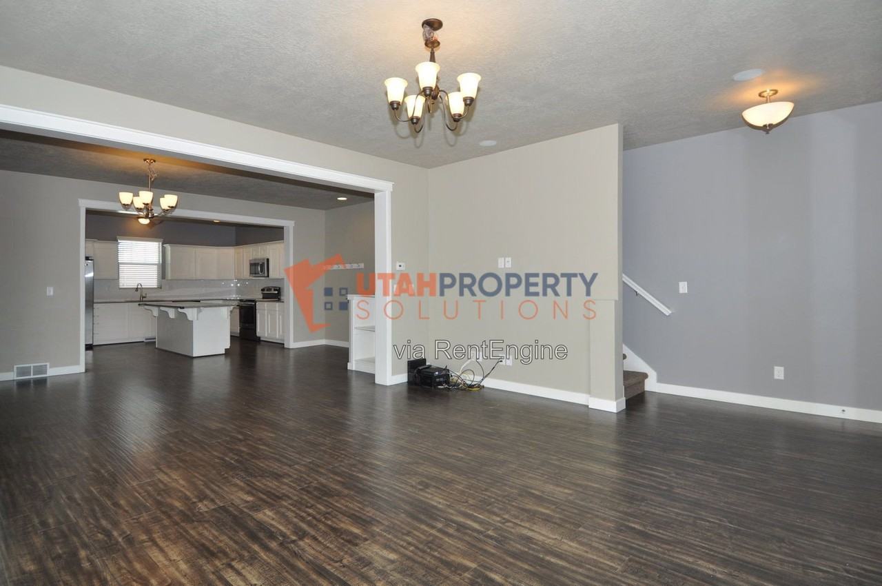 7614 S San Savino Way - Photo 6 of 30