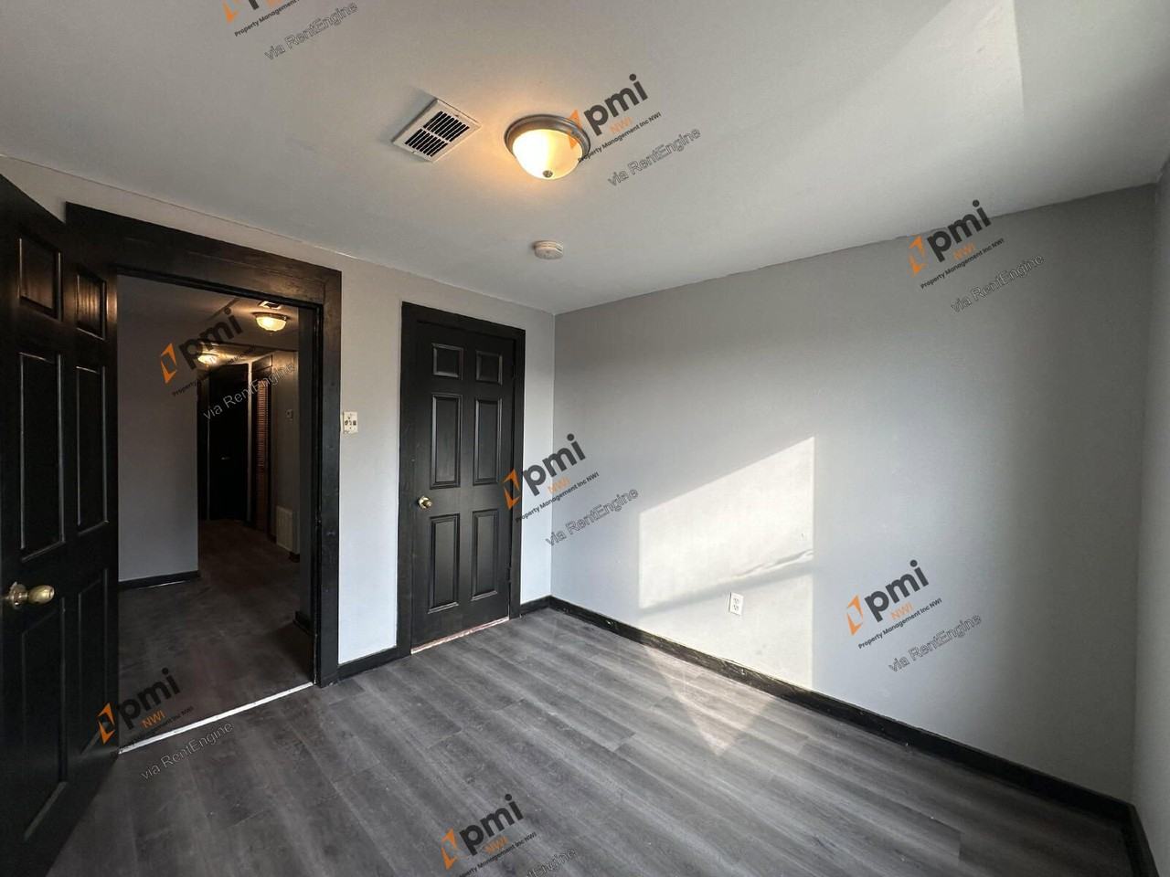 672 Connecticut St #2N - Photo 3 of 19