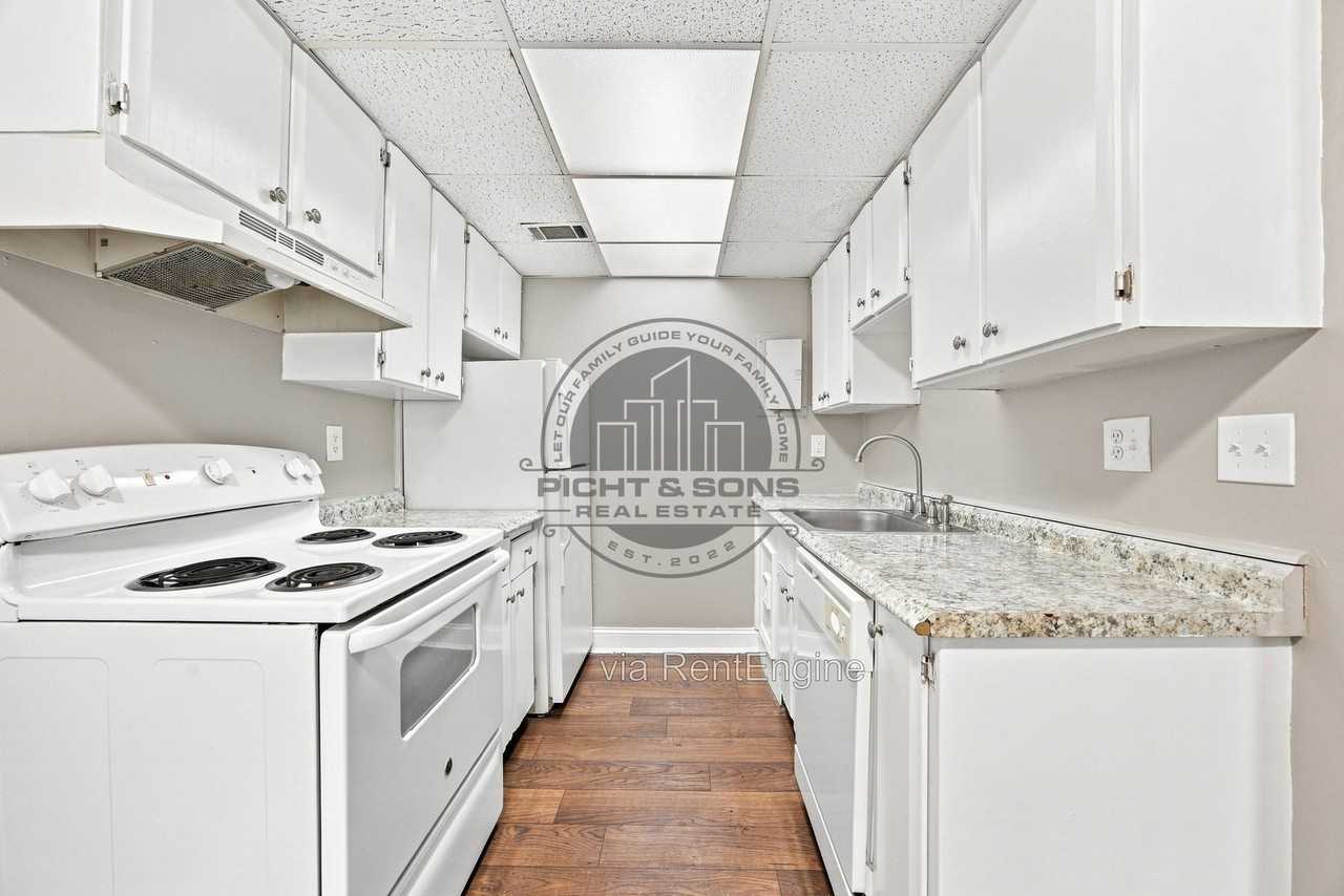 457 White Dr #B4 - Photo 5 of 11