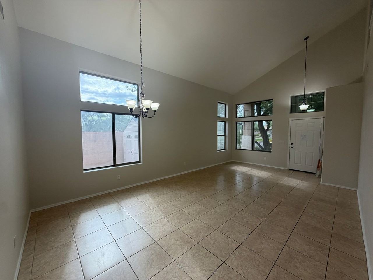 17112 W Young St - Photo 3 of 28
