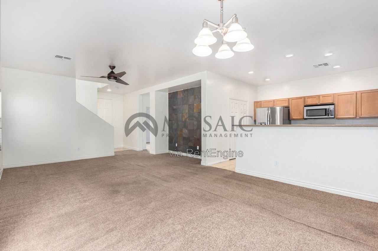 3879 E Kent Ave - Photo 7 of 28
