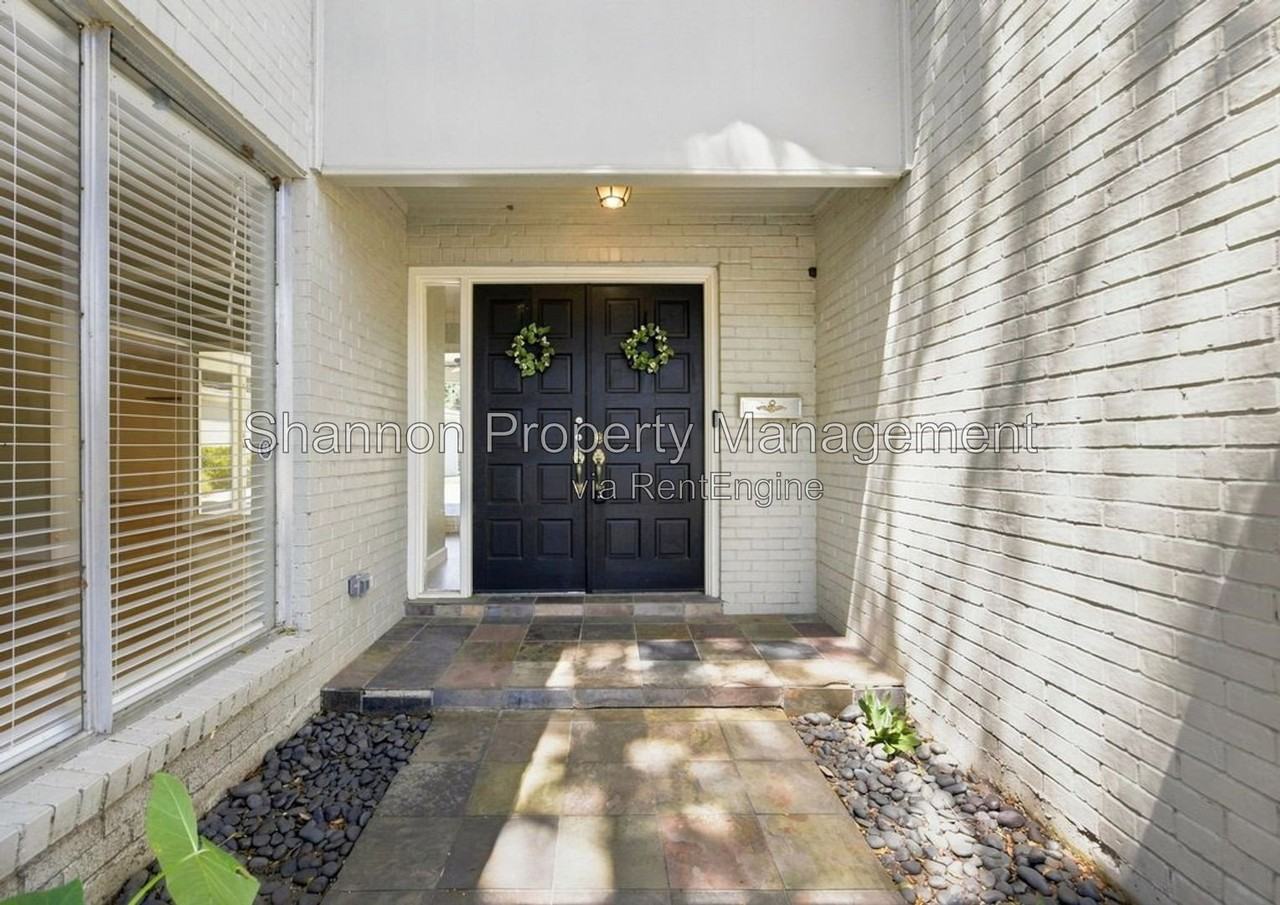 5522 Dumfries Dr - Photo 2 of 25