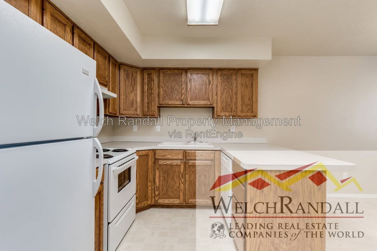 478 E 2600 N #1 - Photo 7 of 25