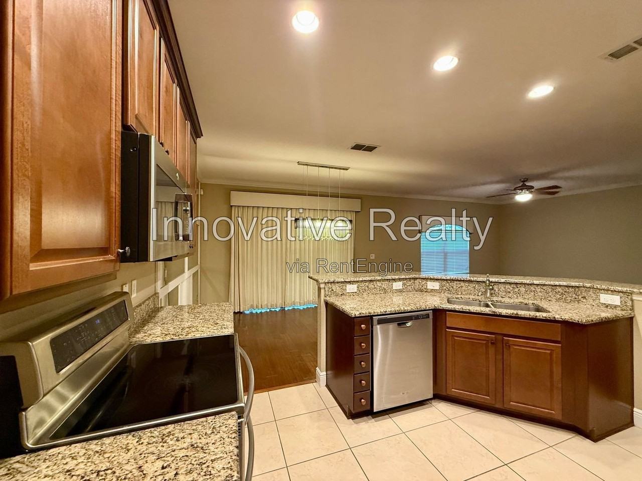 10766 Belfry Cir - Photo 5 of 36