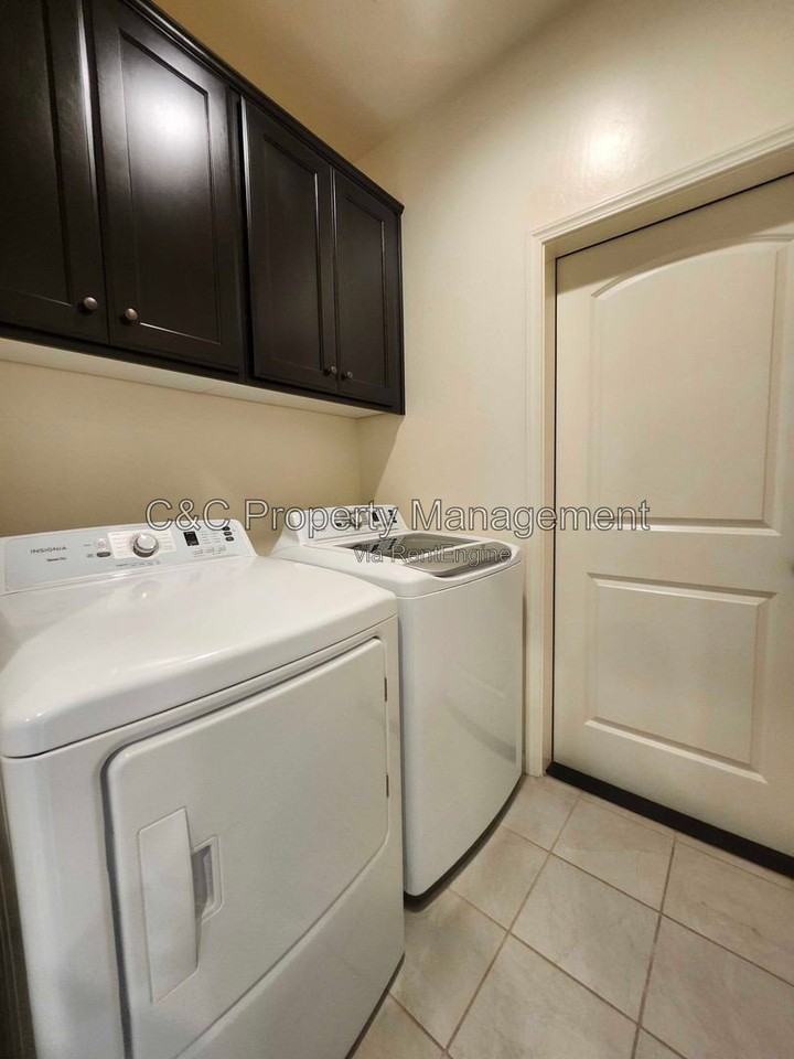 3315 Manchester St - Photo 7 of 30