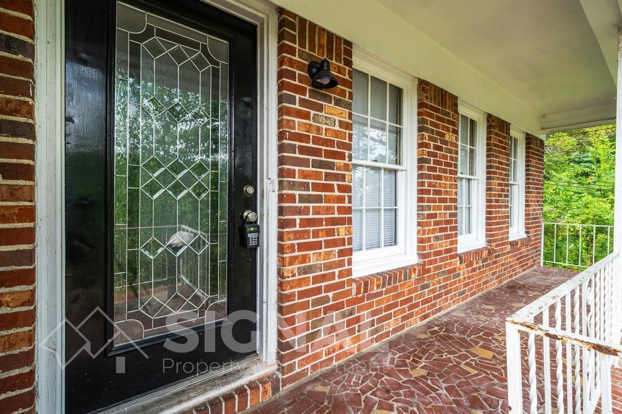 816 86th Pl S - Photo 4 of 27