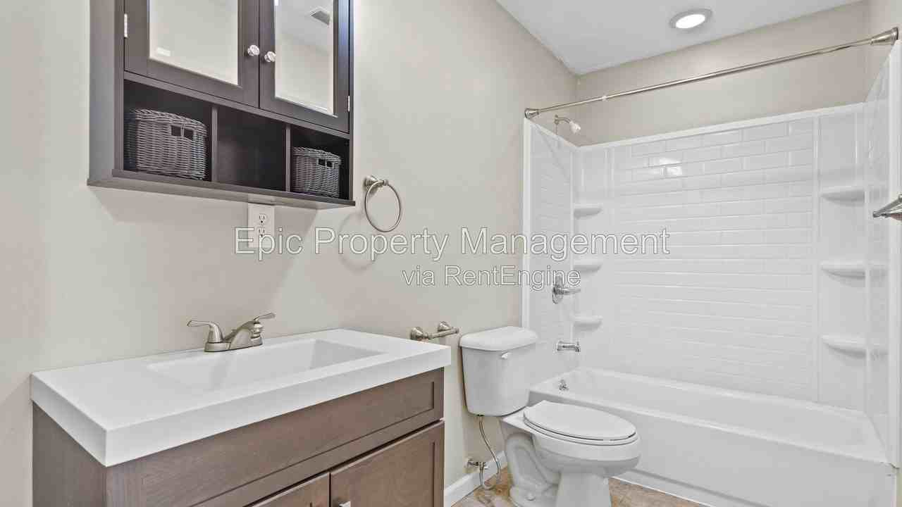 4106 Rosalia Ln - Photo 4 of 13