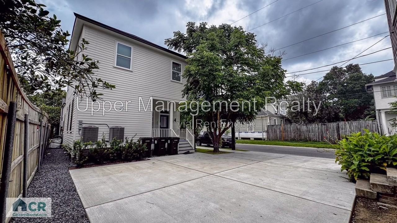 7420 Burthe St #7420