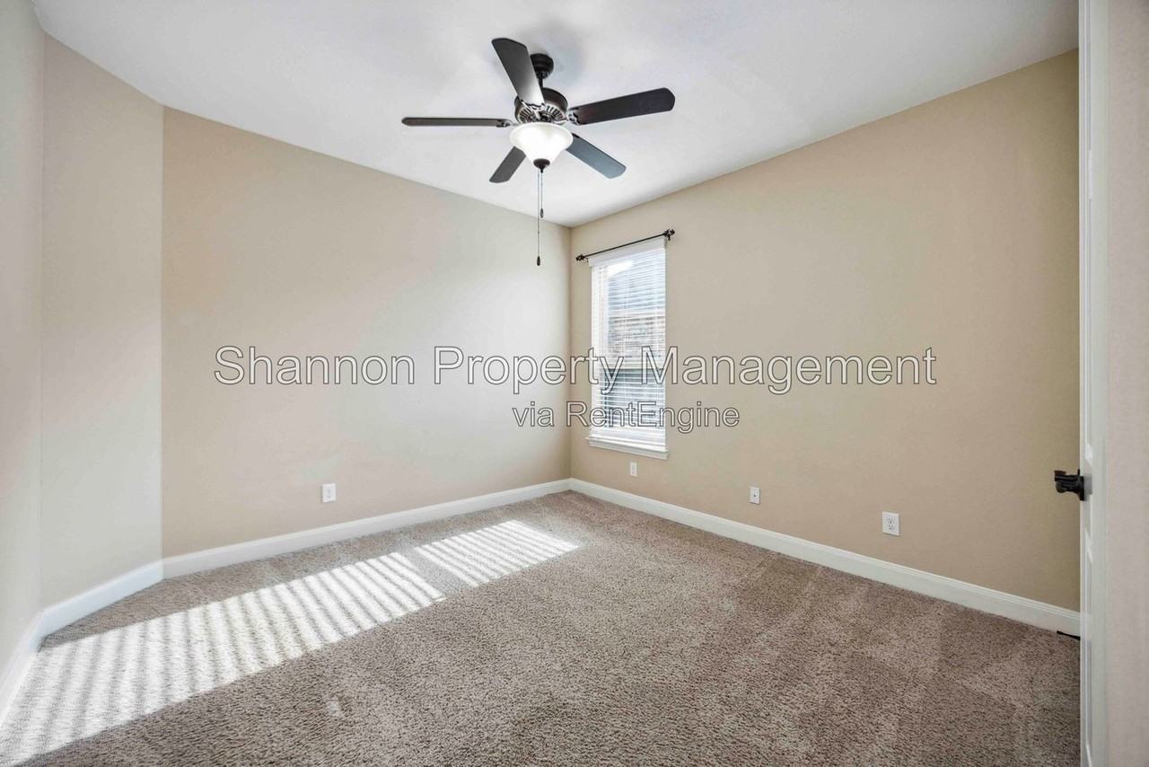 13318 Cameron Reach Dr - Photo 4 of 21