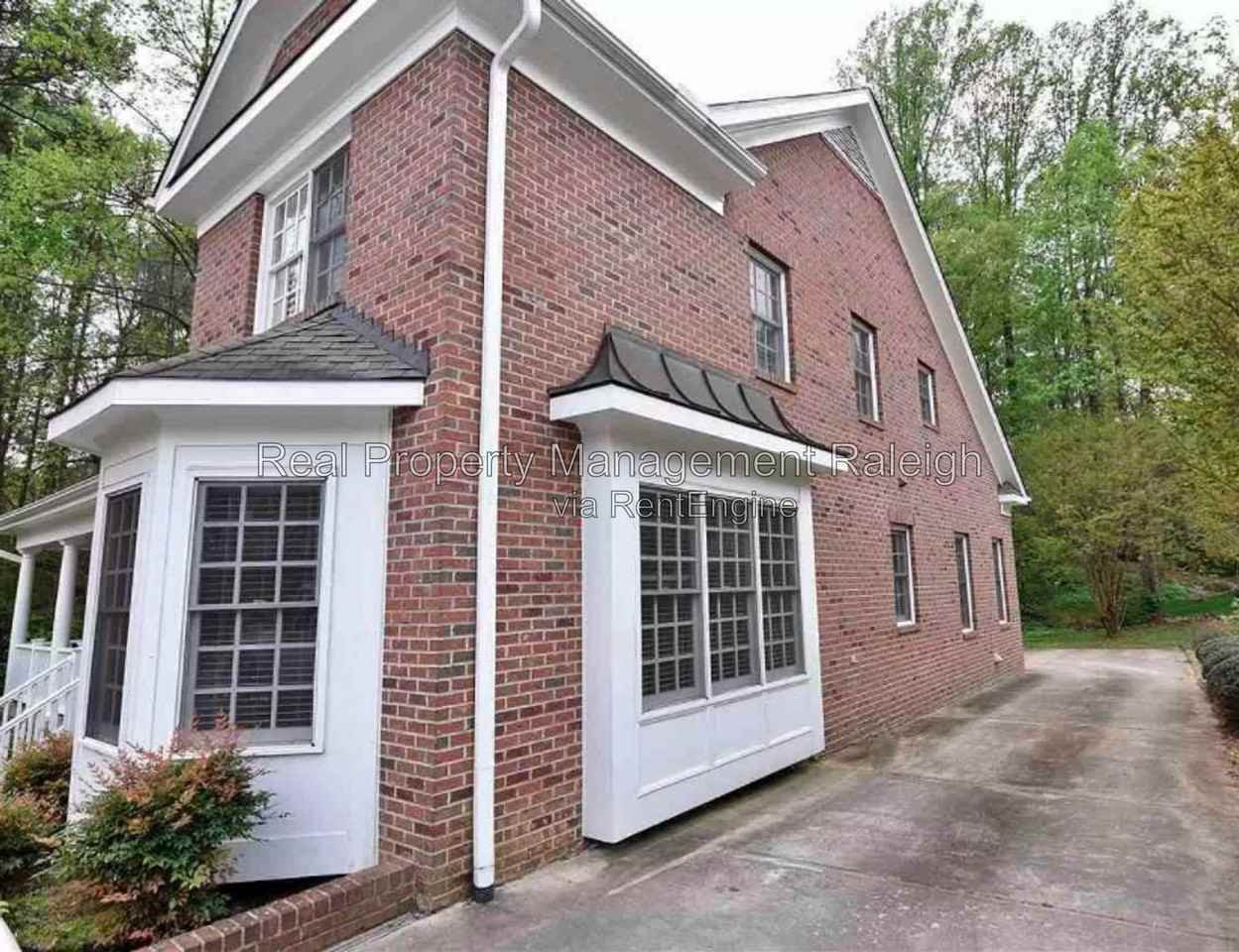 3528 Eden Croft Dr - Photo 3 of 21