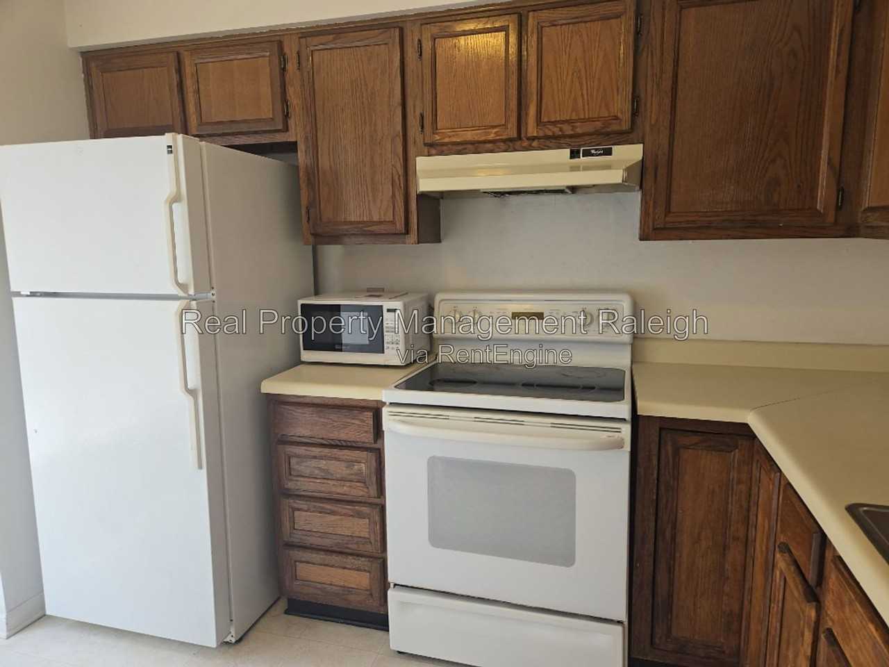 4130 Kaplan Dr - Photo 3 of 13
