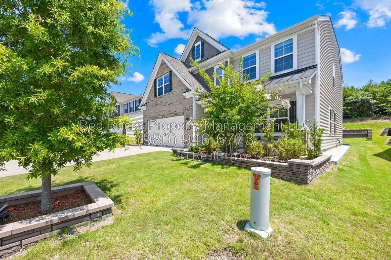 923 Wood Apple Ln - Photo 5 of 44