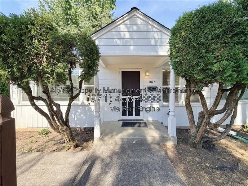 1017 Ne Birchwood Dr - Photo 2 of 22