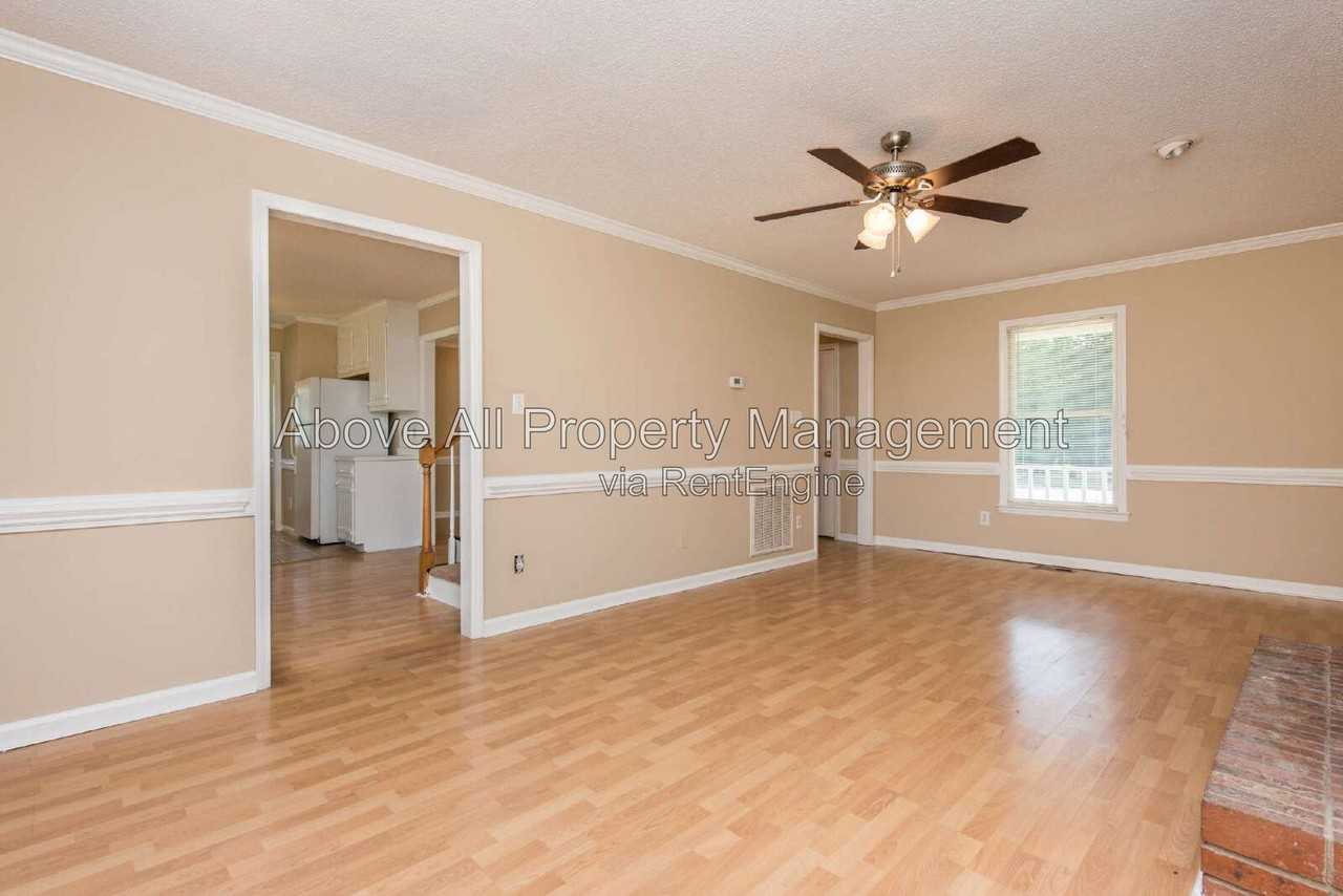 408 Hunters Ridge Dr - Photo 6 of 28