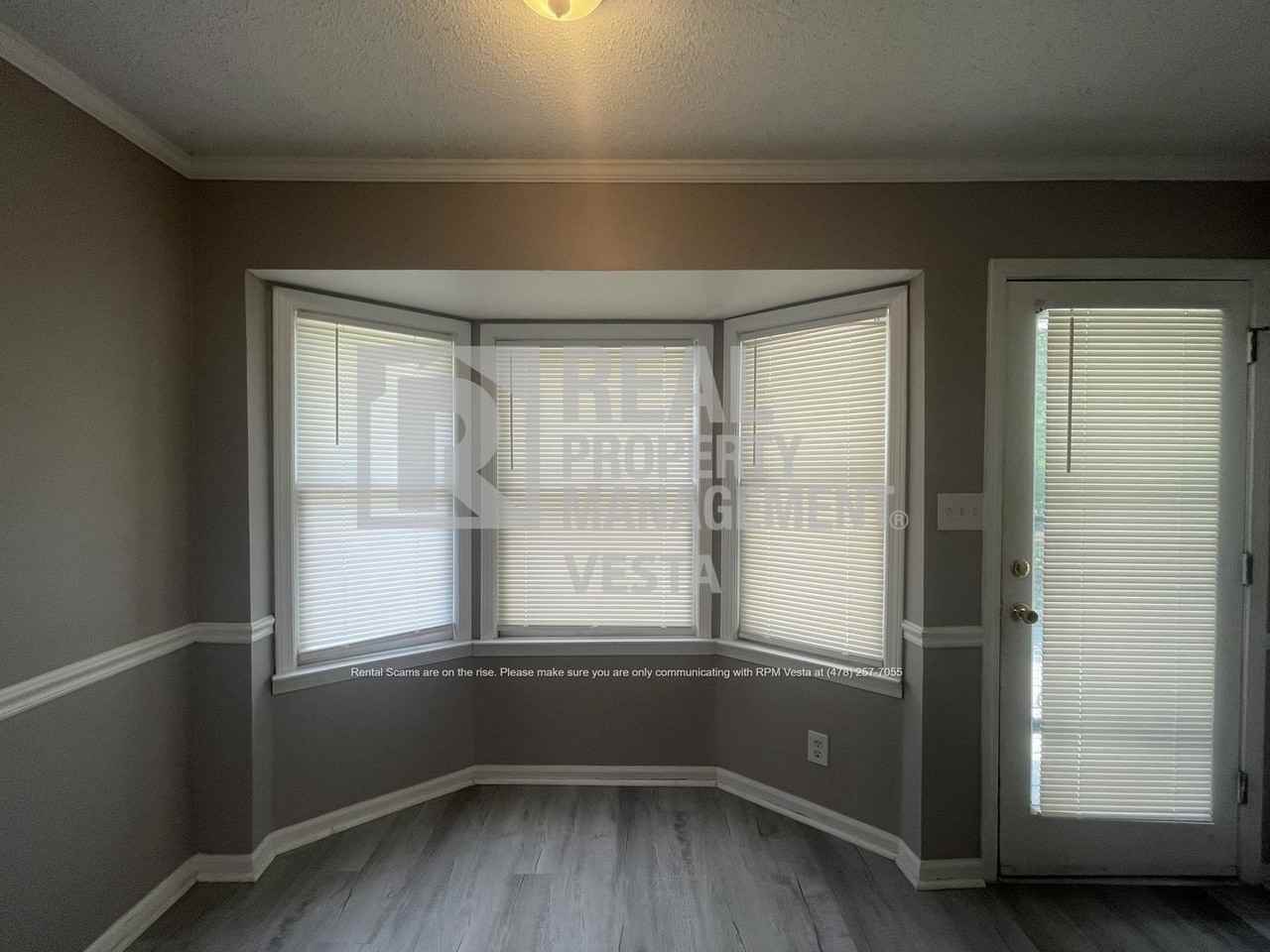 160 N Springs Ct - Photo 7 of 19