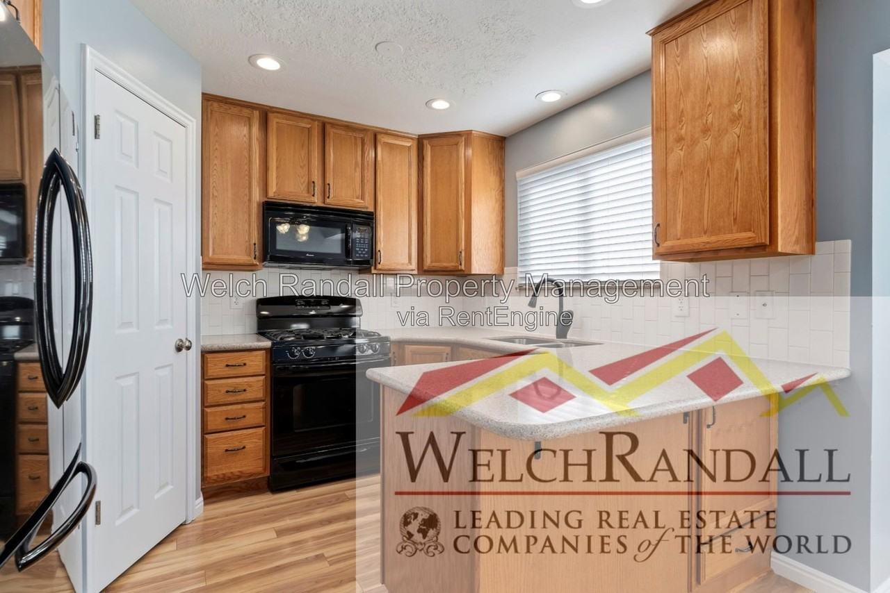 958 E Meadow Way Dr - Photo 5 of 25
