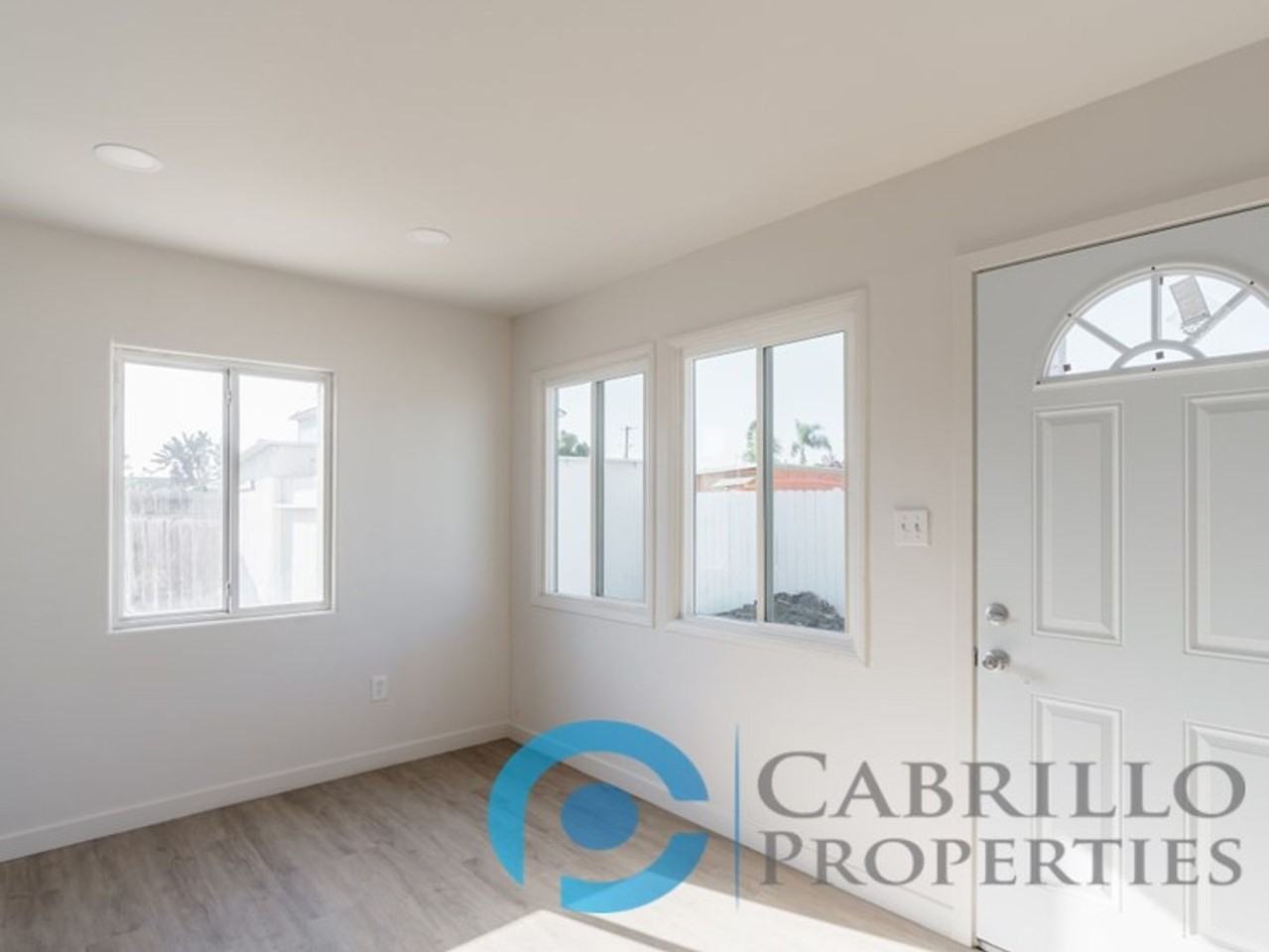 138 5th Ave #B - Photo 3 of 13