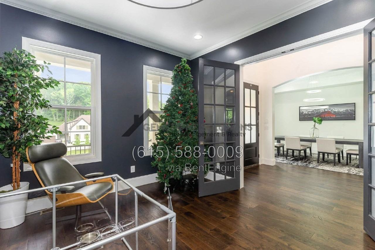6343 Wildwood Dr - Photo 4 of 31