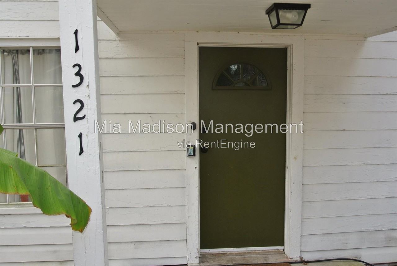 1321 E 38th St - Photo 2 of 18