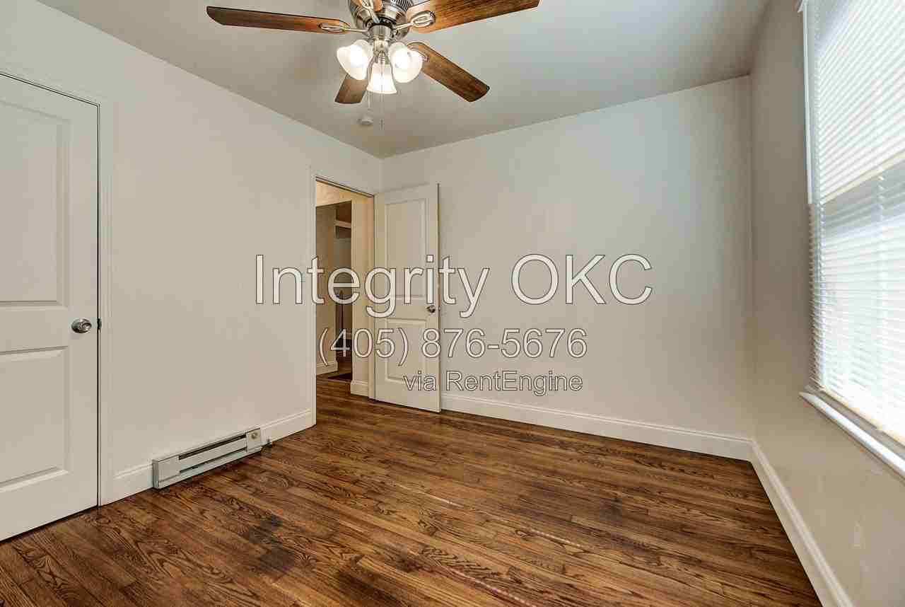 2321 Mccracken Dr - Photo 6 of 34