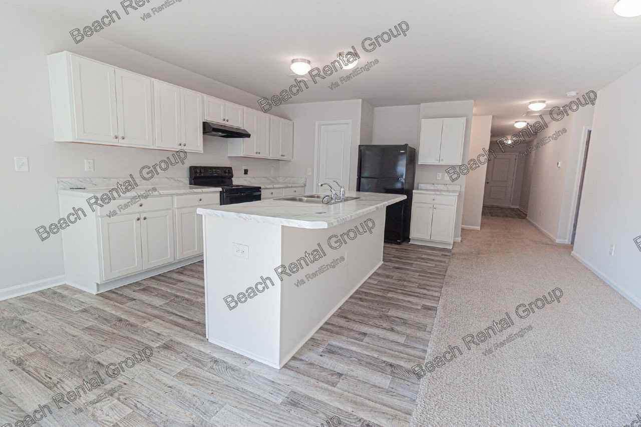 166 Foxford Dr - Photo 5 of 26