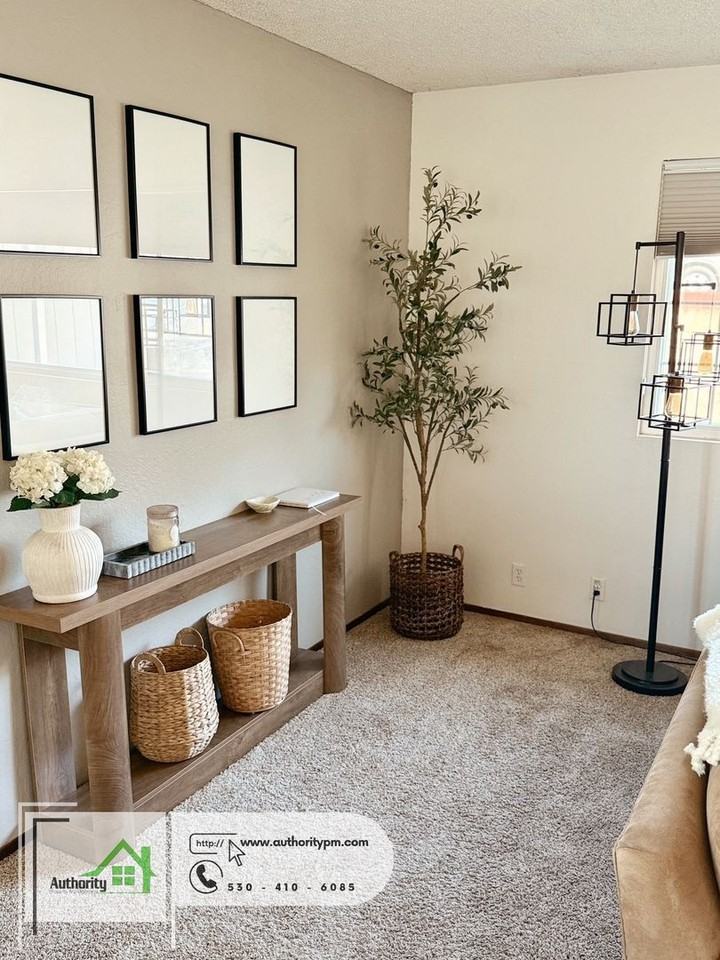 1788 Riviera Dr - Photo 6 of 13