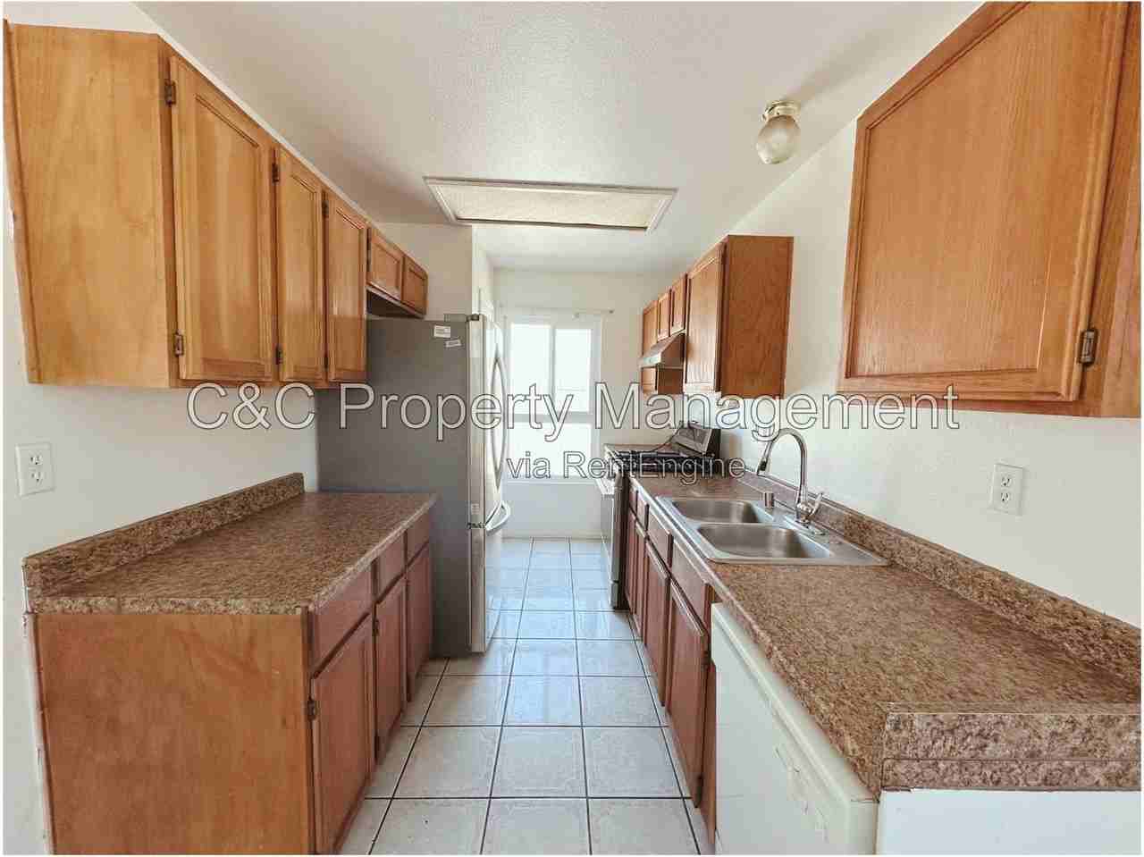 17944 Kendall Cir - Photo 2 of 16