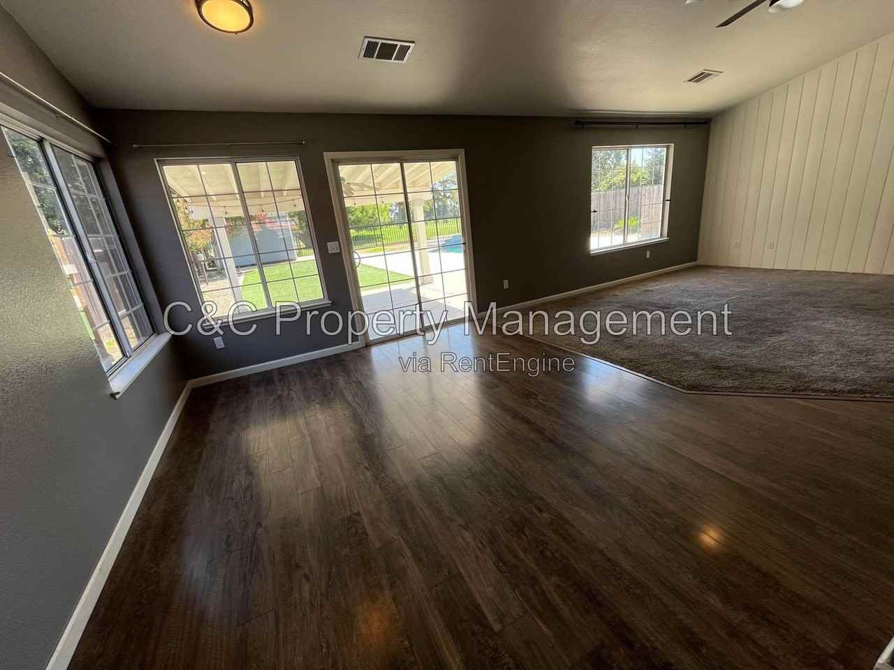 1408 Fairway Dr - Photo 5 of 14