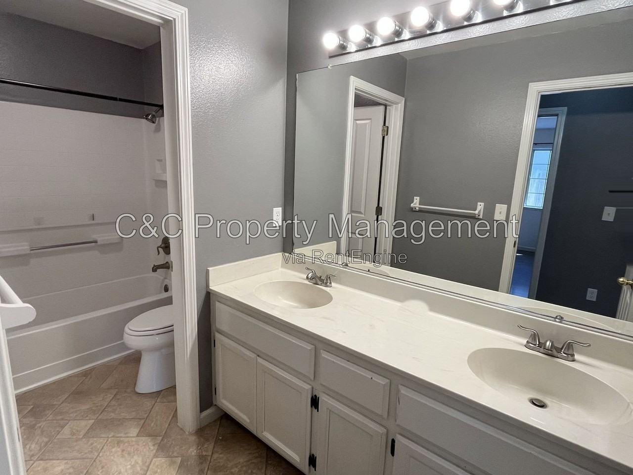 1408 Fairway Dr - Photo 7 of 14