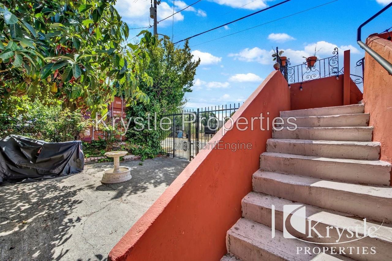 318 Napa Ave #B - Photo 7 of 23