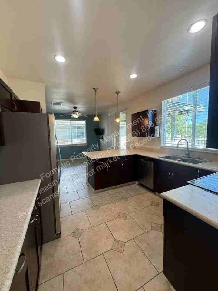 1295 Kukulu St - Photo 7 of 22