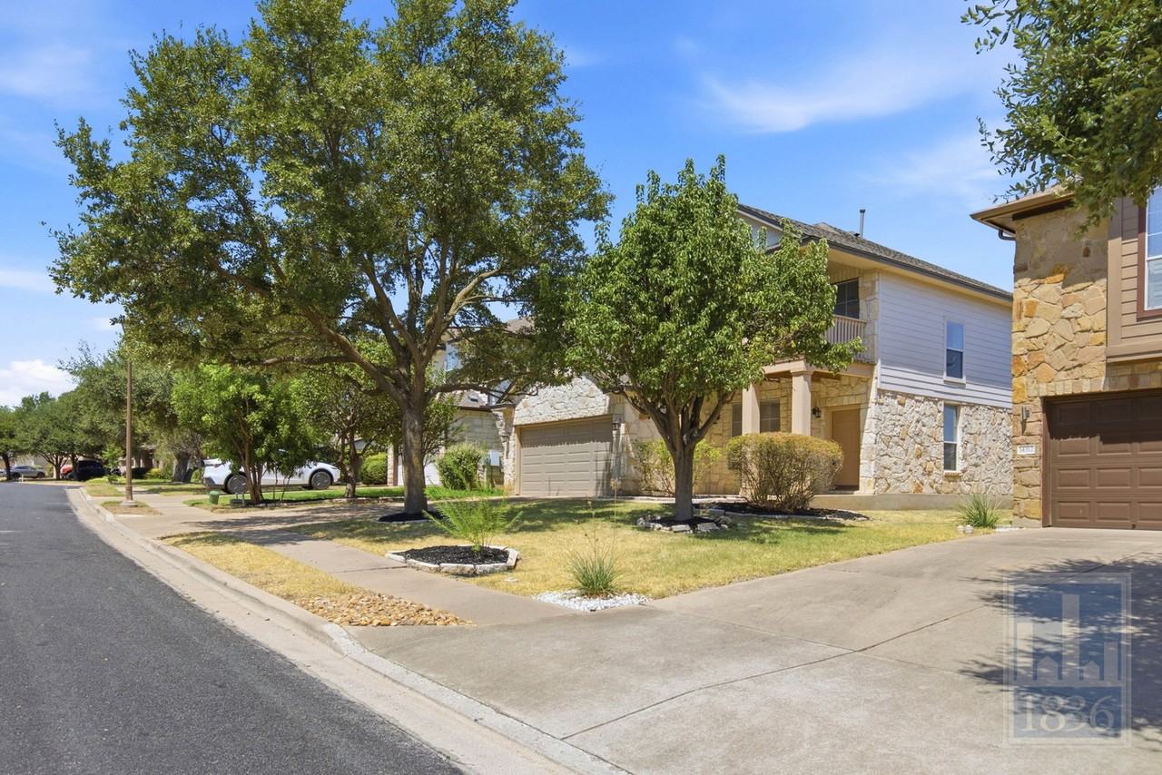 14308 Rountree Ranch Ln - Photo 3 of 34