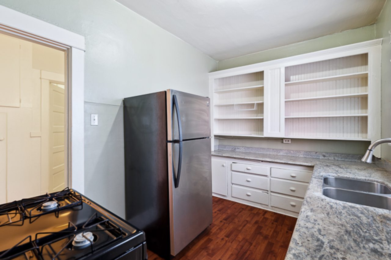 Uptowner Apartments - Photo 4 of 11