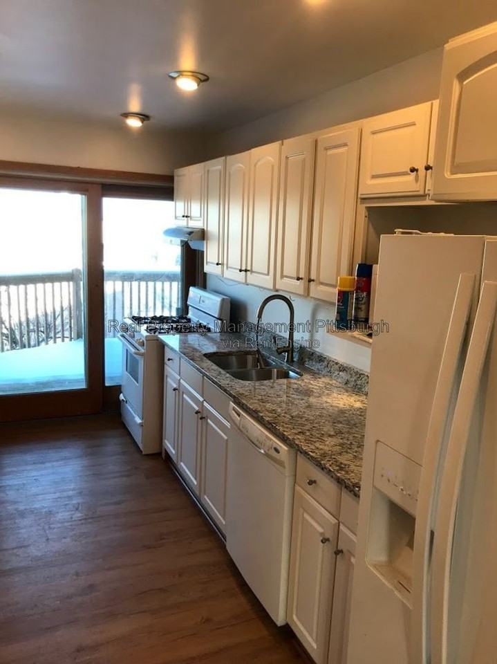 120 Prospect St #B - Photo 5 of 25