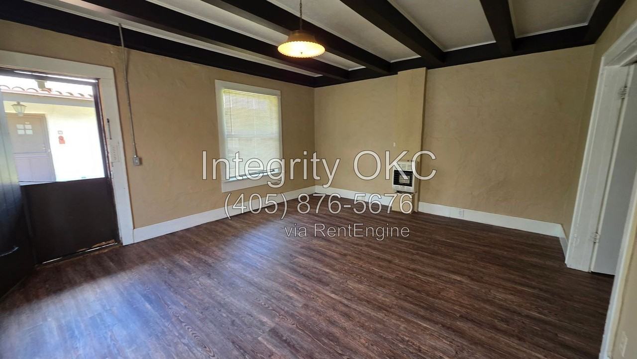 571 S University Blvd #2 - Photo 3 of 10