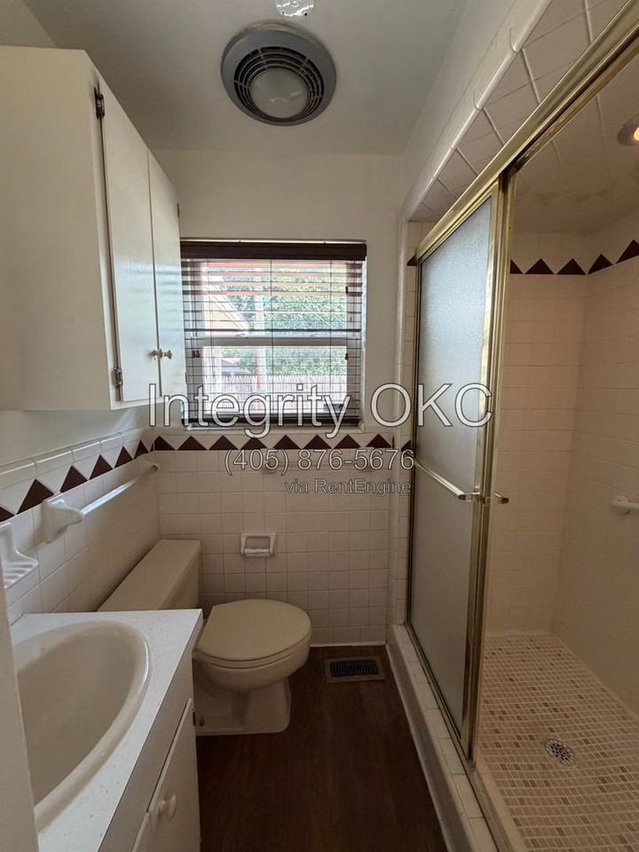 4101 Nw 48th St - Photo 6 of 25