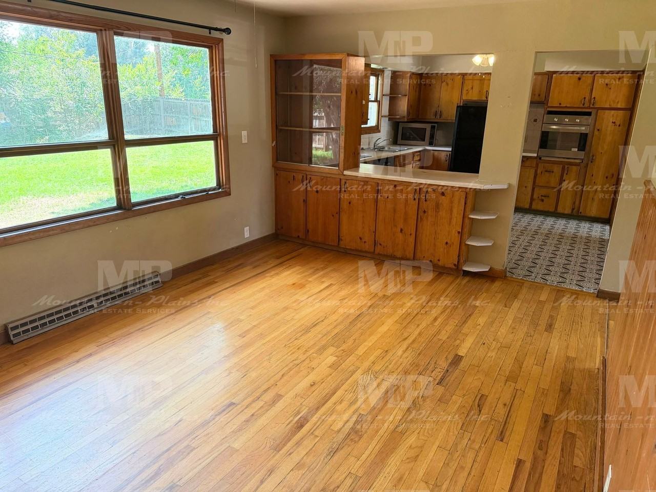1321 Lakewood Dr - Photo 5 of 22