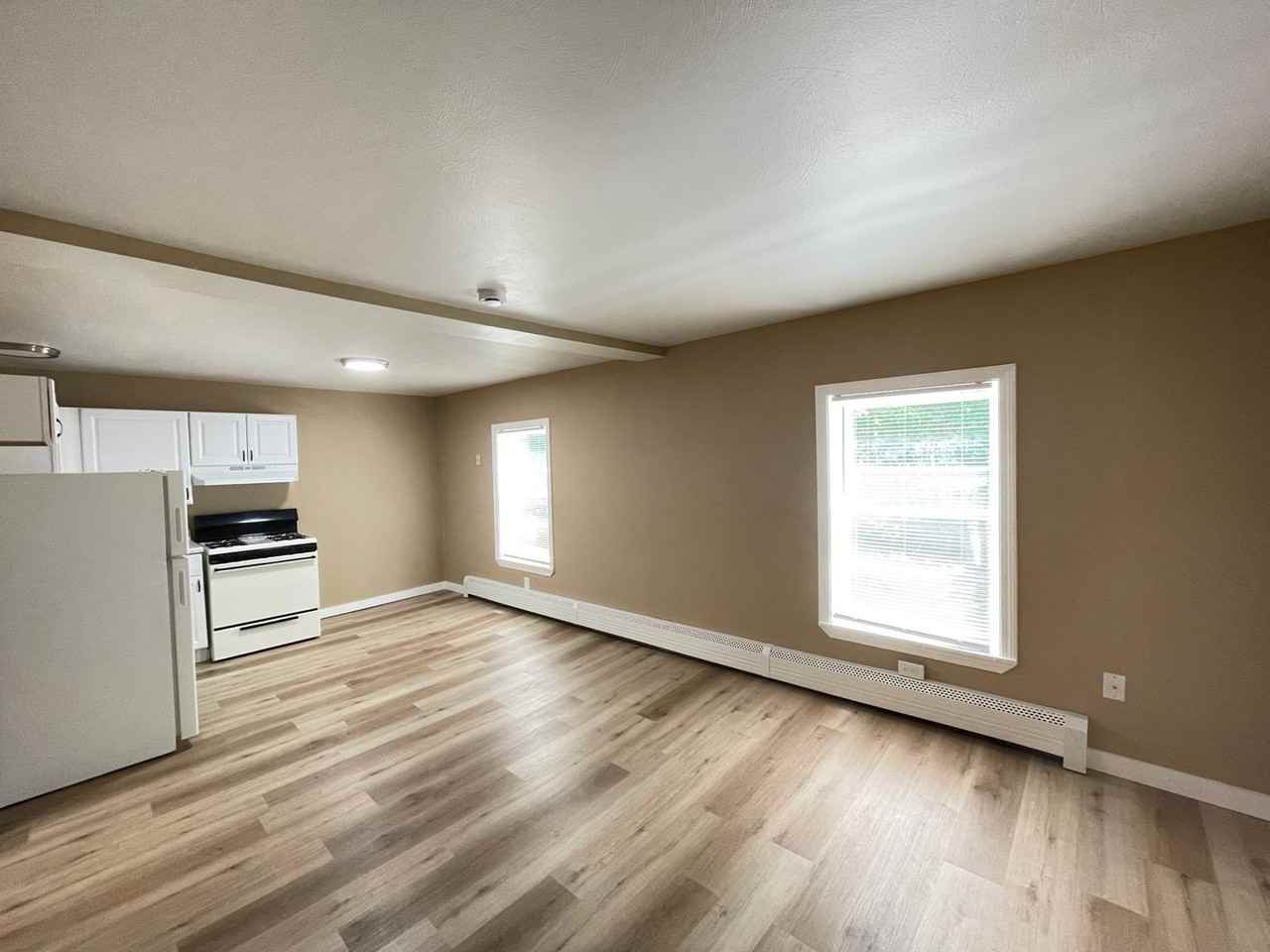 98 Main St #5 - Photo 2 of 10