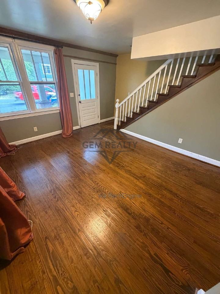228 Charles St - Photo 2 of 22