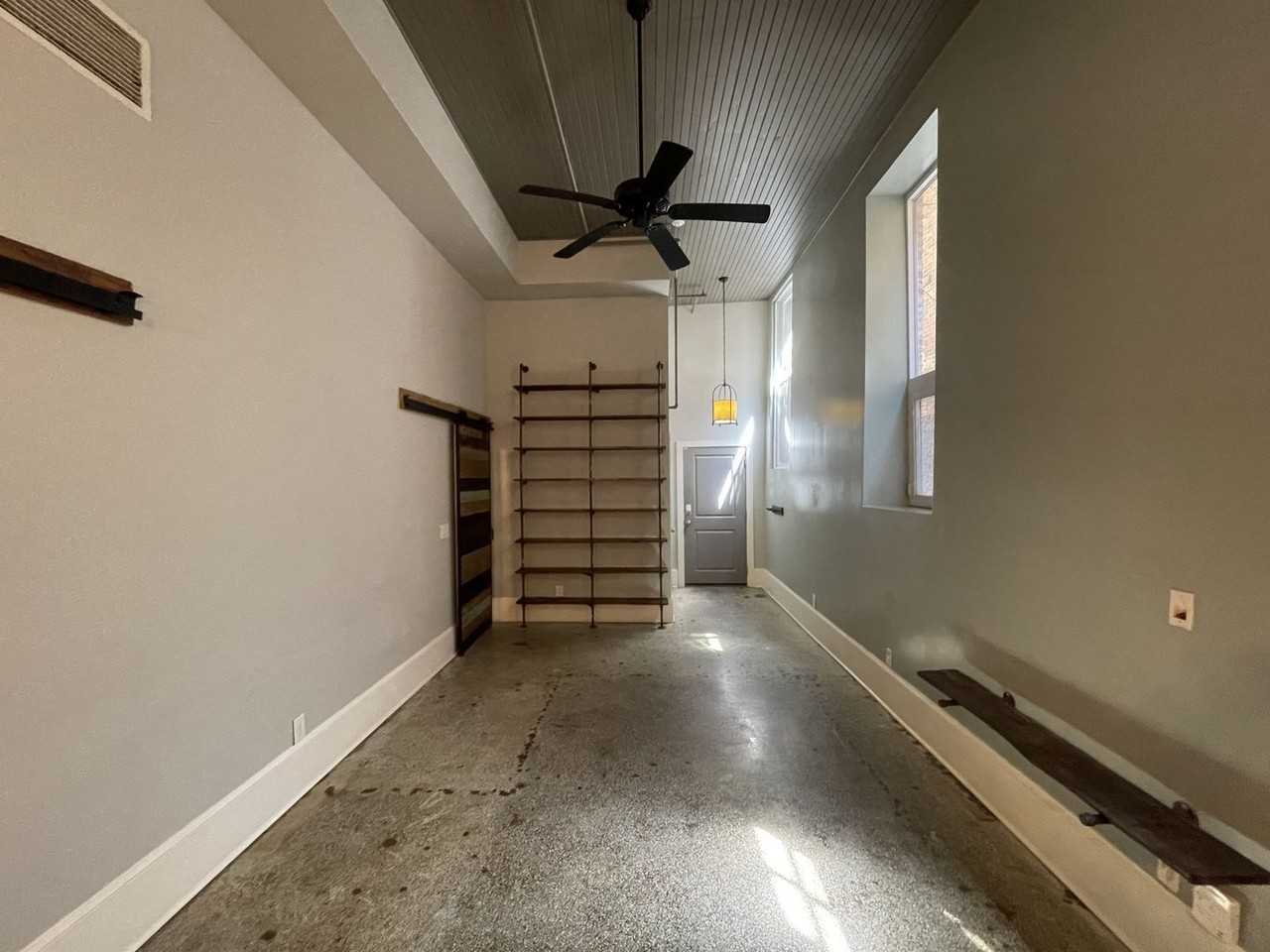 553 Cherry St - Photo 2 of 15
