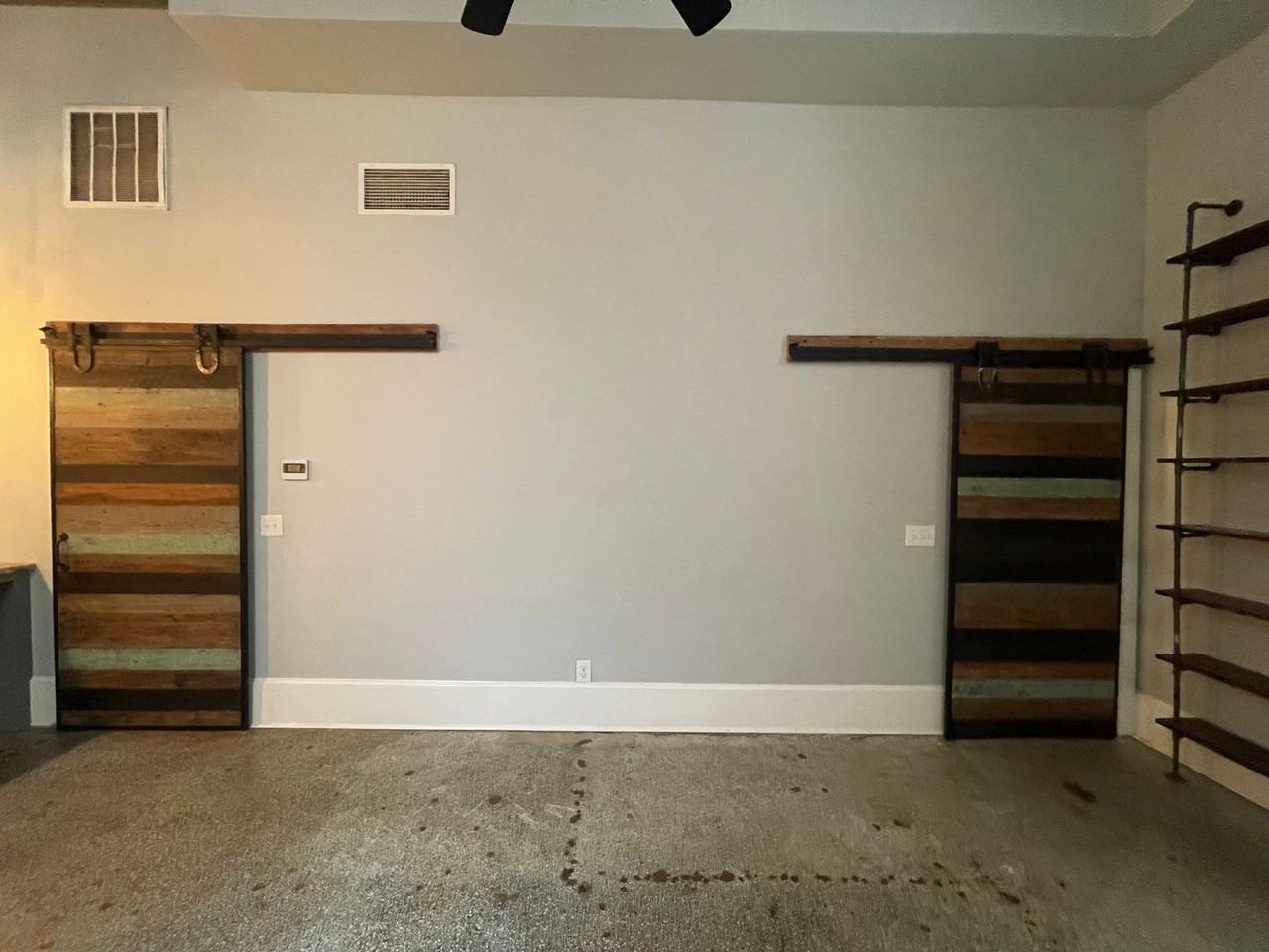 553 Cherry St - Photo 4 of 15