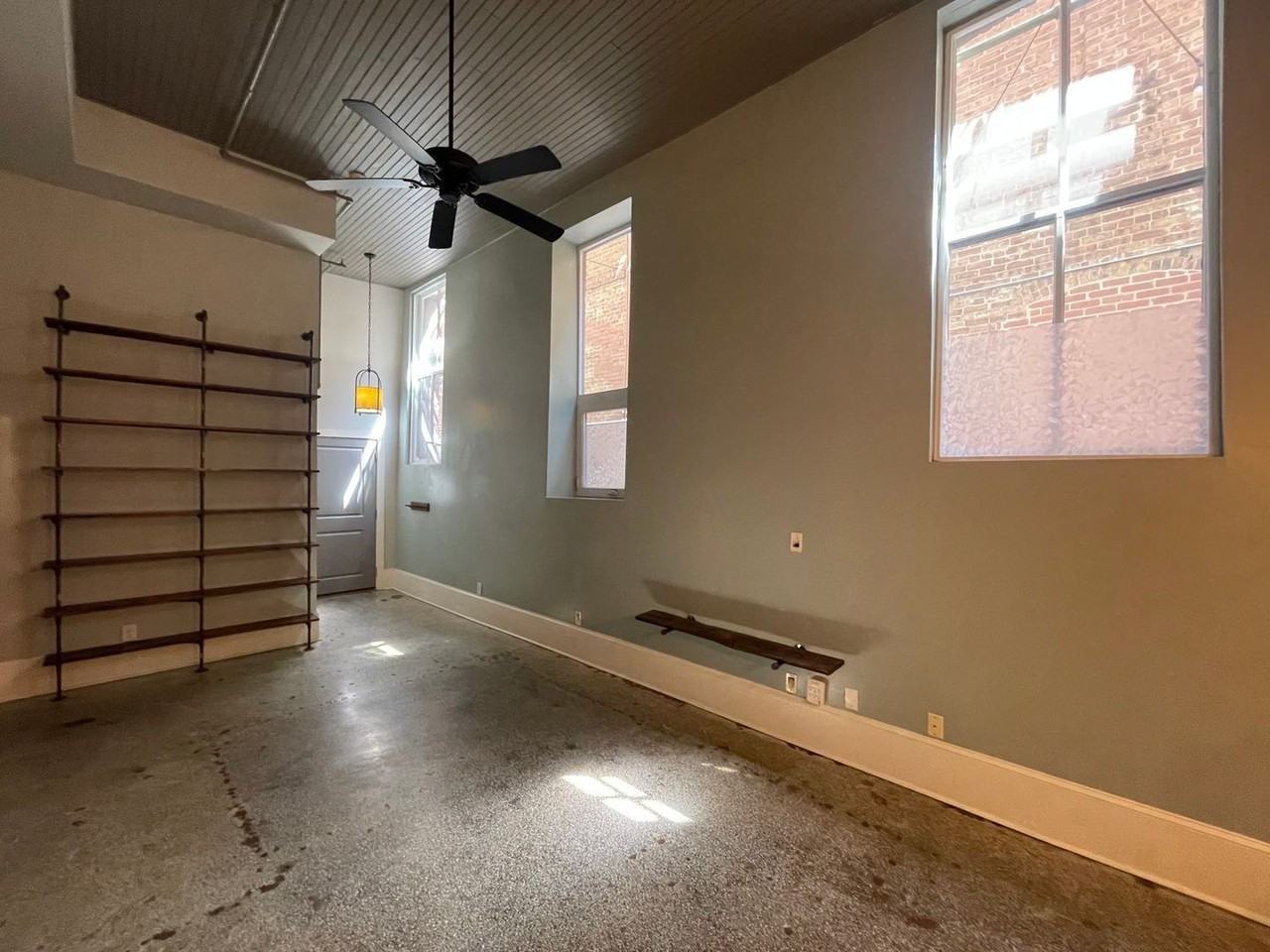 553 Cherry St - Photo 5 of 15