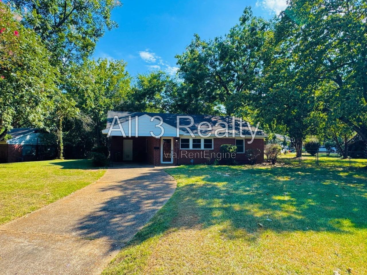 929 Parkwood Dr - Photo 4 of 29