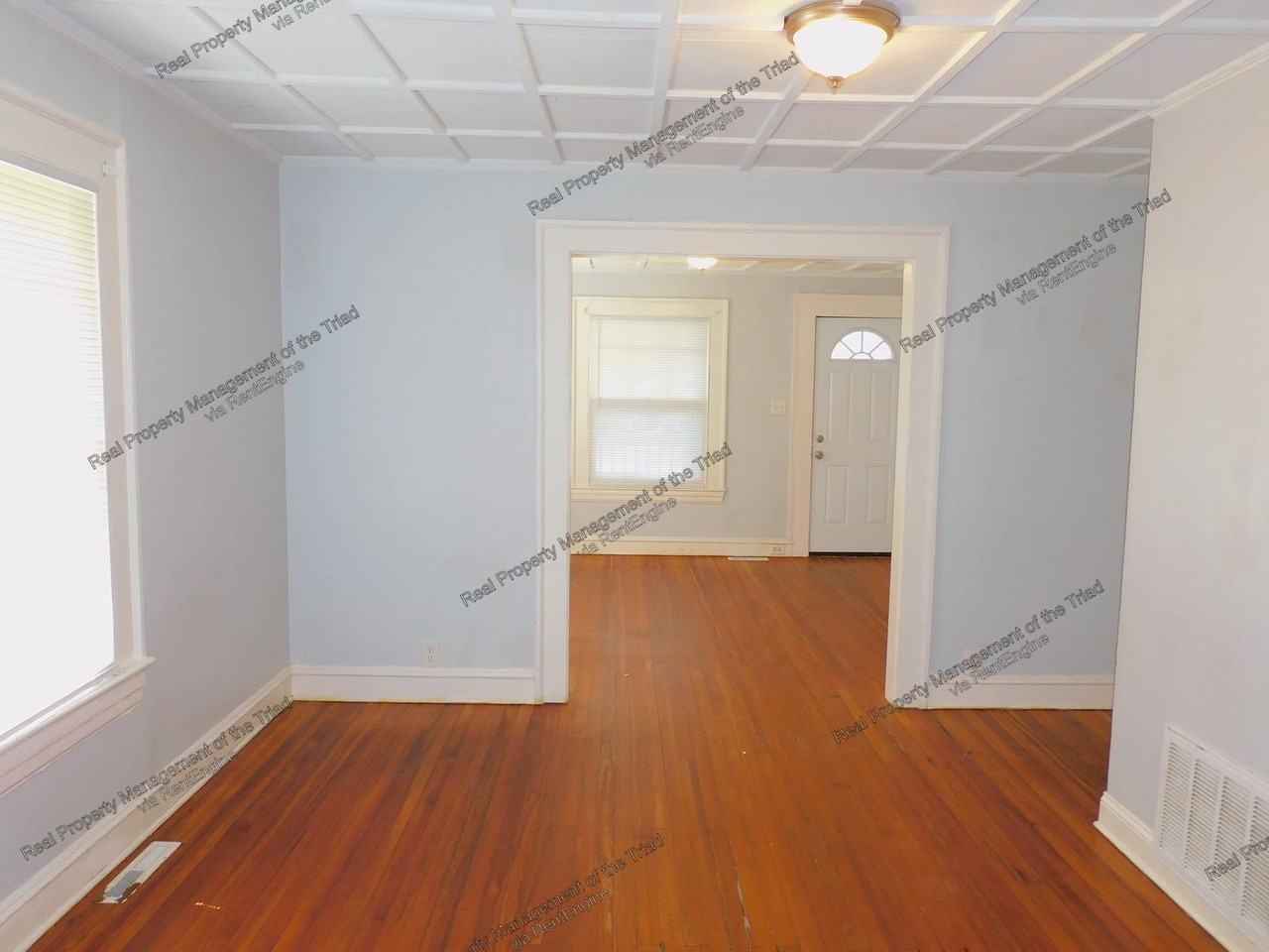 1606 N Hamilton St - Photo 5 of 22